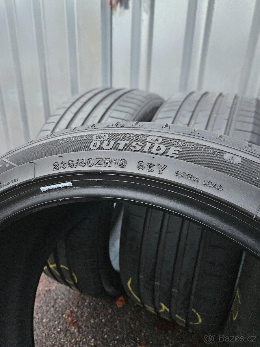 Letní pneu 235/40 R19 - 4