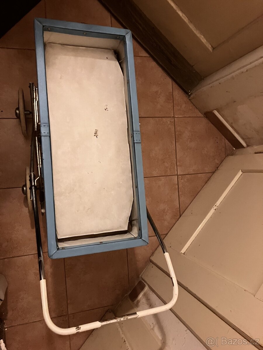 Kočárek na panenky retro - 4