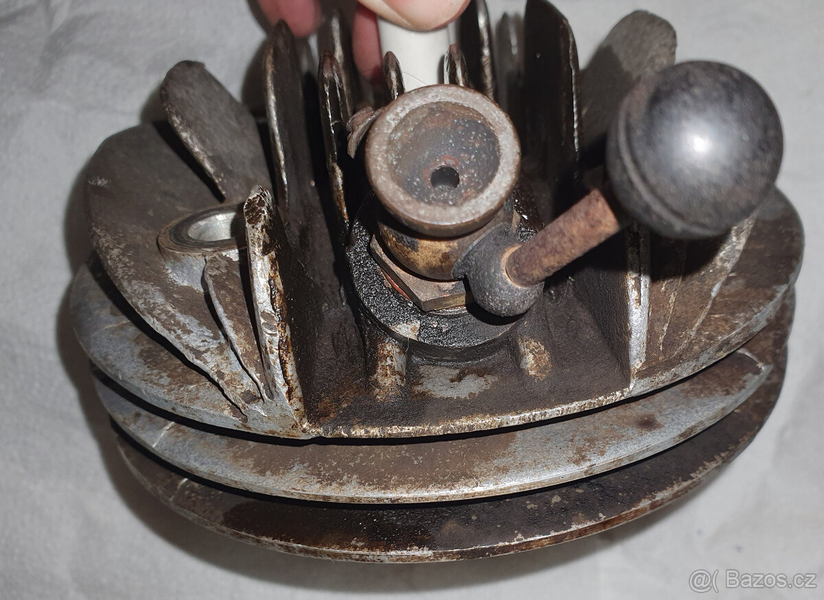 Hlava DKW NSU, centrála, stabilní motor - 4
