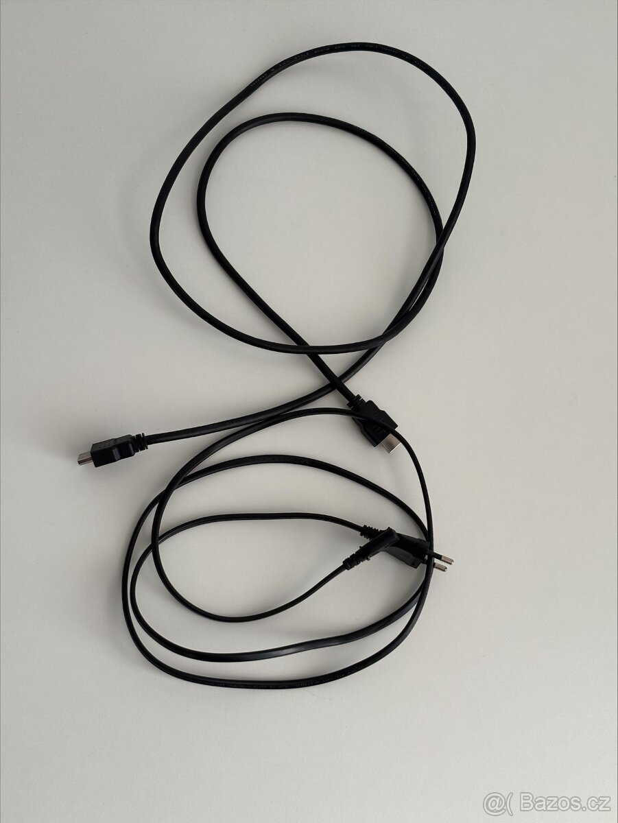 Playstation 4 slim - 4