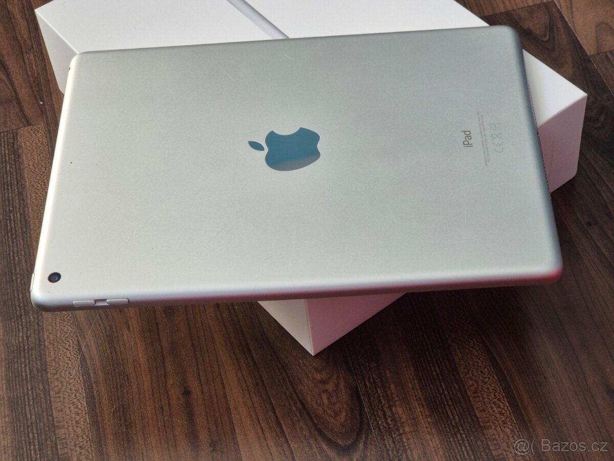 Apple iPad 6. generace 32gb - 4