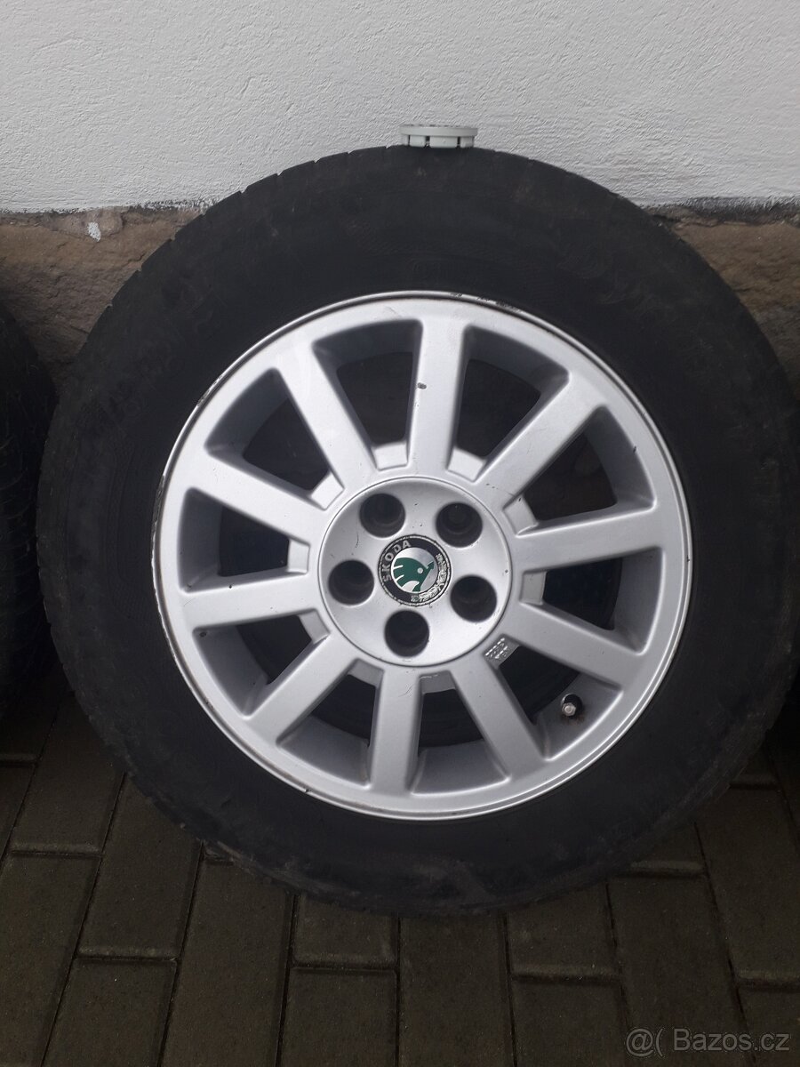 Letní ALU kola 195/65/15 Octavia 1 - 4