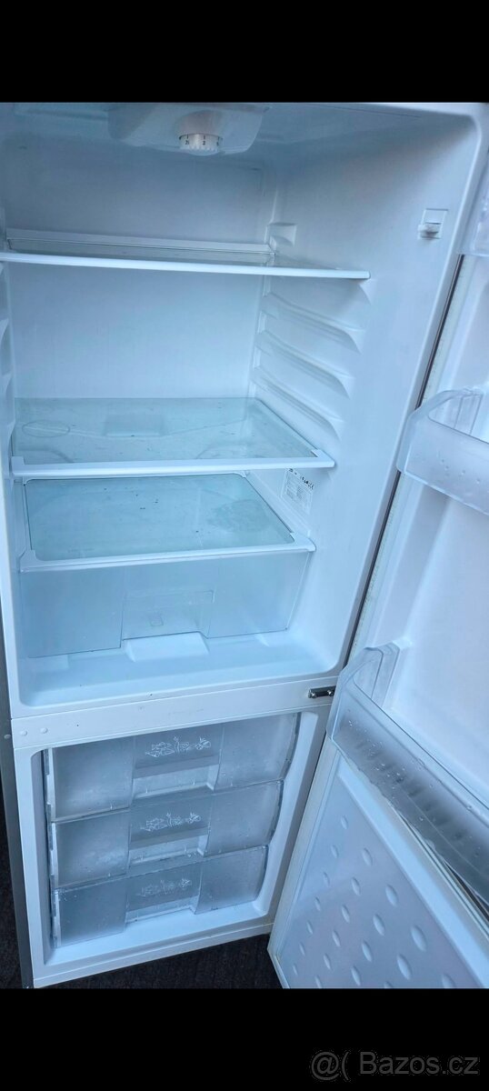 Lednice s mrazakem Beko vyska 150 sirka 54 - 4