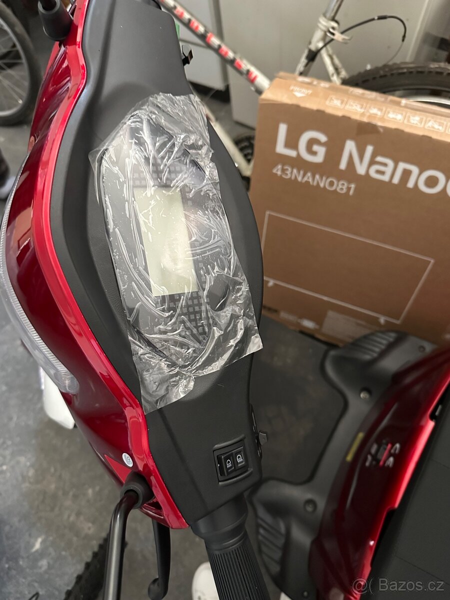 Elektrická tříkolka pro seniory - 4