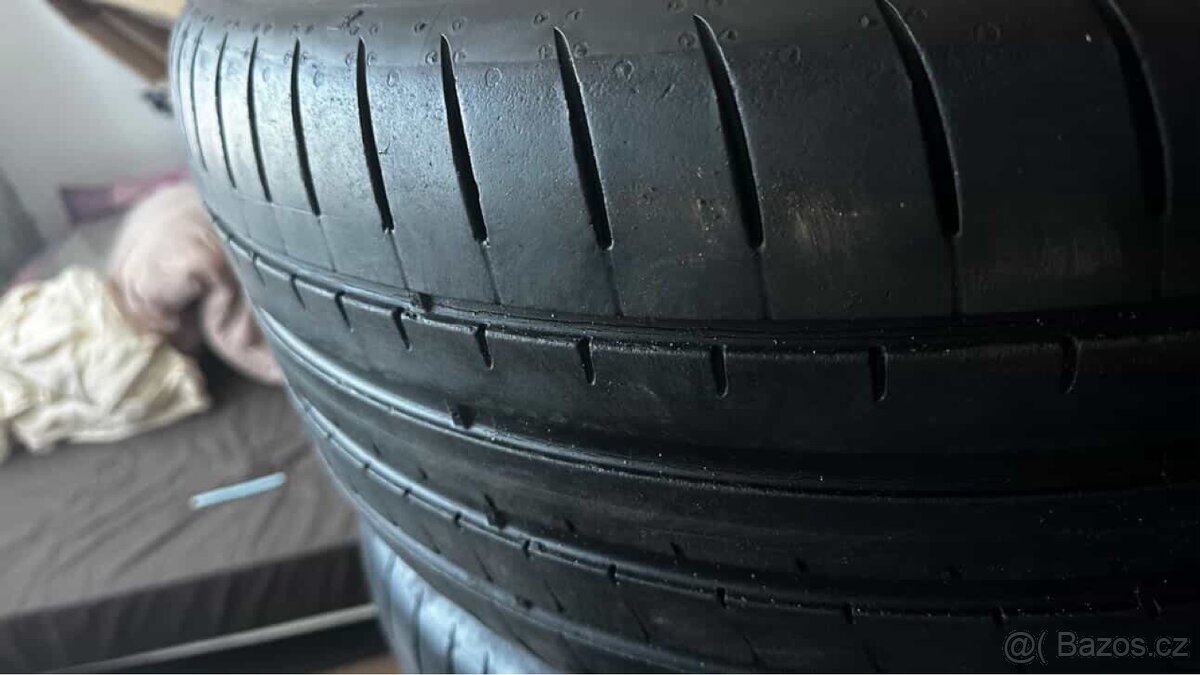 Pneumatiky 245/40/19 - 4