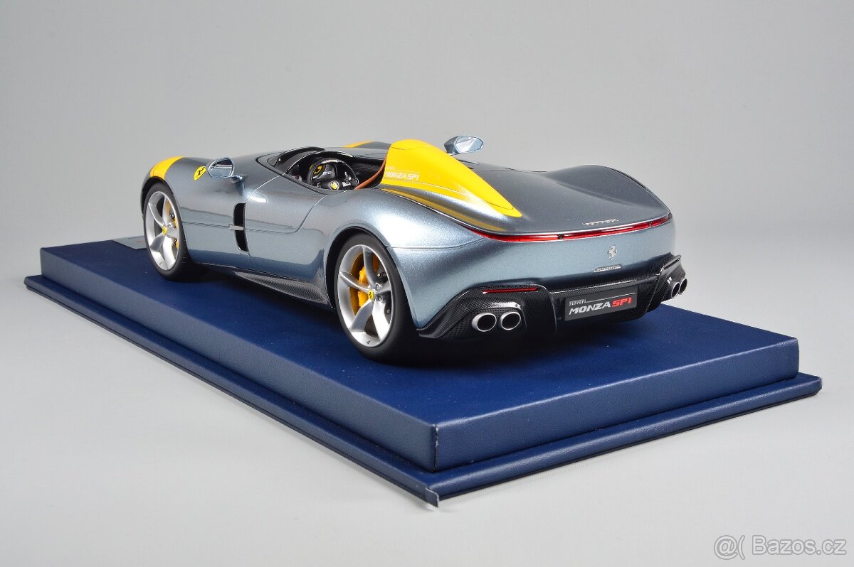 Ferrari Monza SP1 + vitrína 1:18 - 4