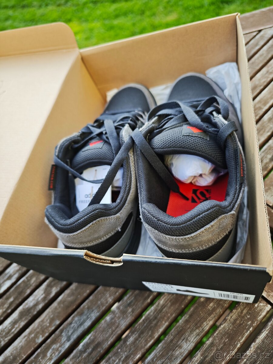 Prodám pánské cyklo boty Adidas Five Ten. - 4