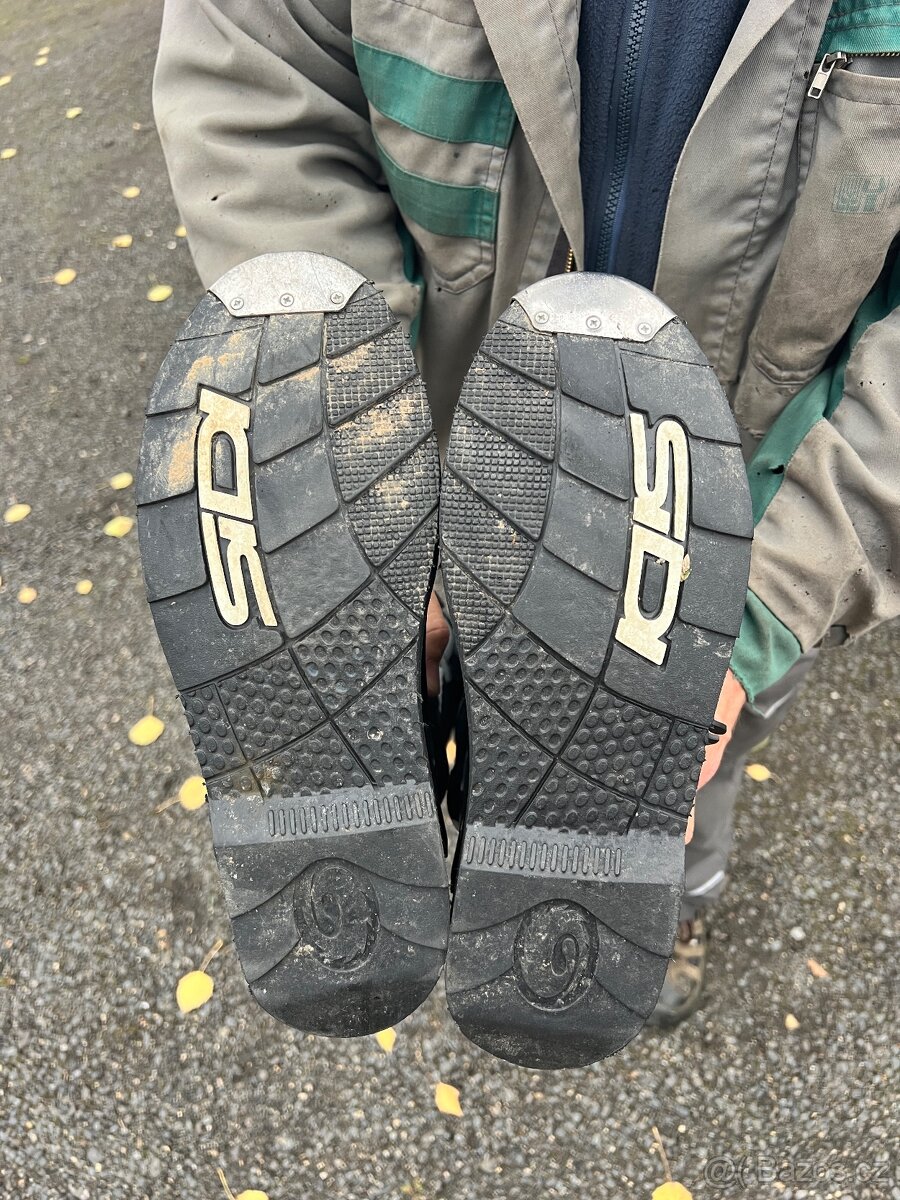 Helma, Boty, chrániče, vesta, kalhoty - 4