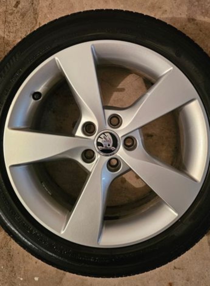 ALU kola 16" Fabia 3 Rapid 5x100 215/45 R16 - 4