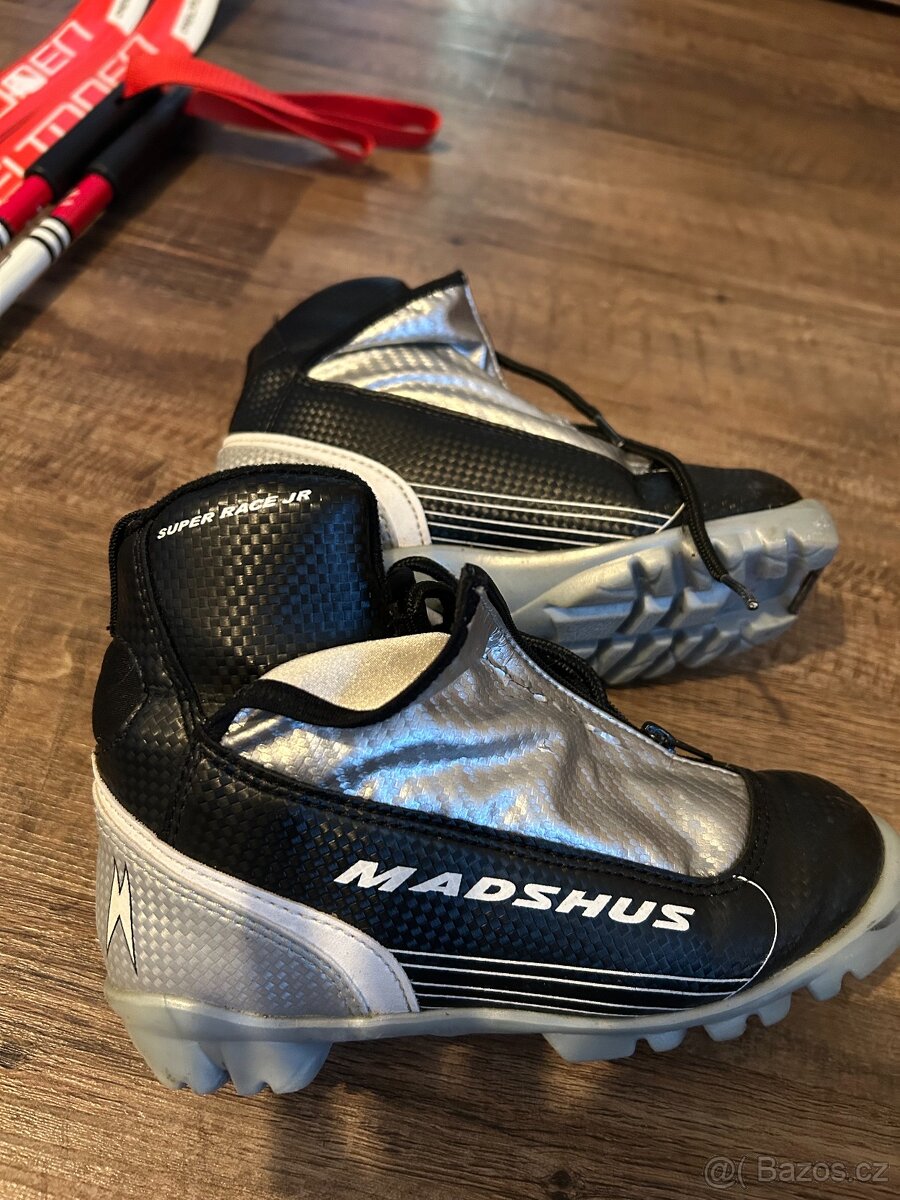 Prodám dětské běžky 130 cm a boty 32 - 4