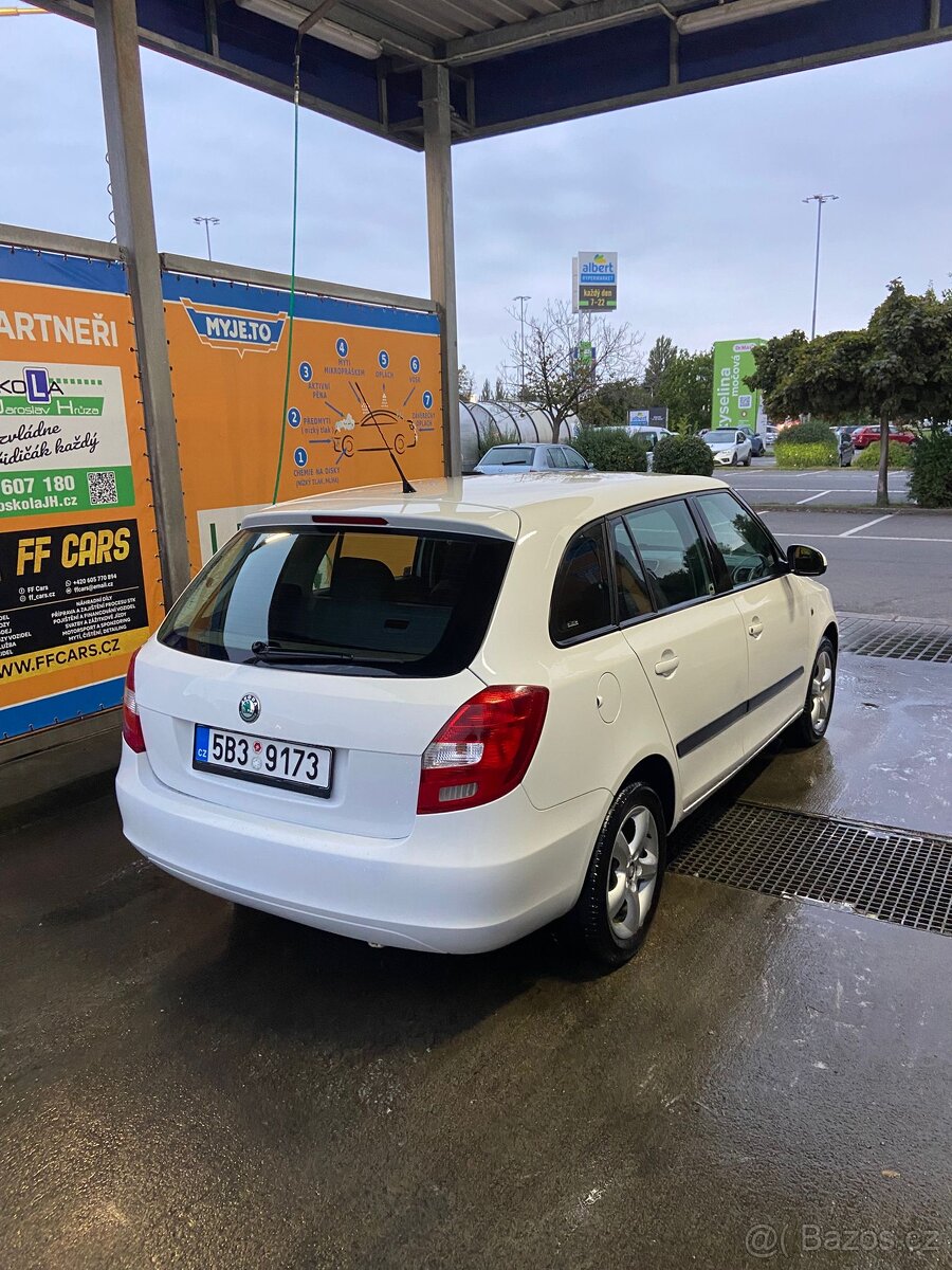 Škoda Fabia II - 4