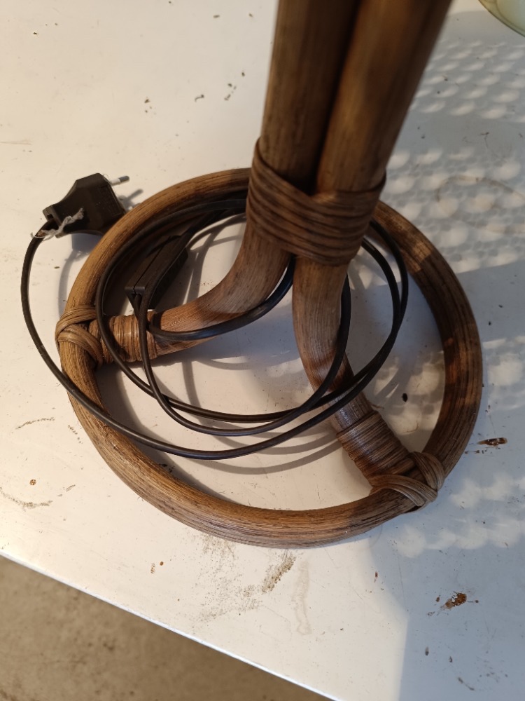 Stolní ratanová lampa - 4