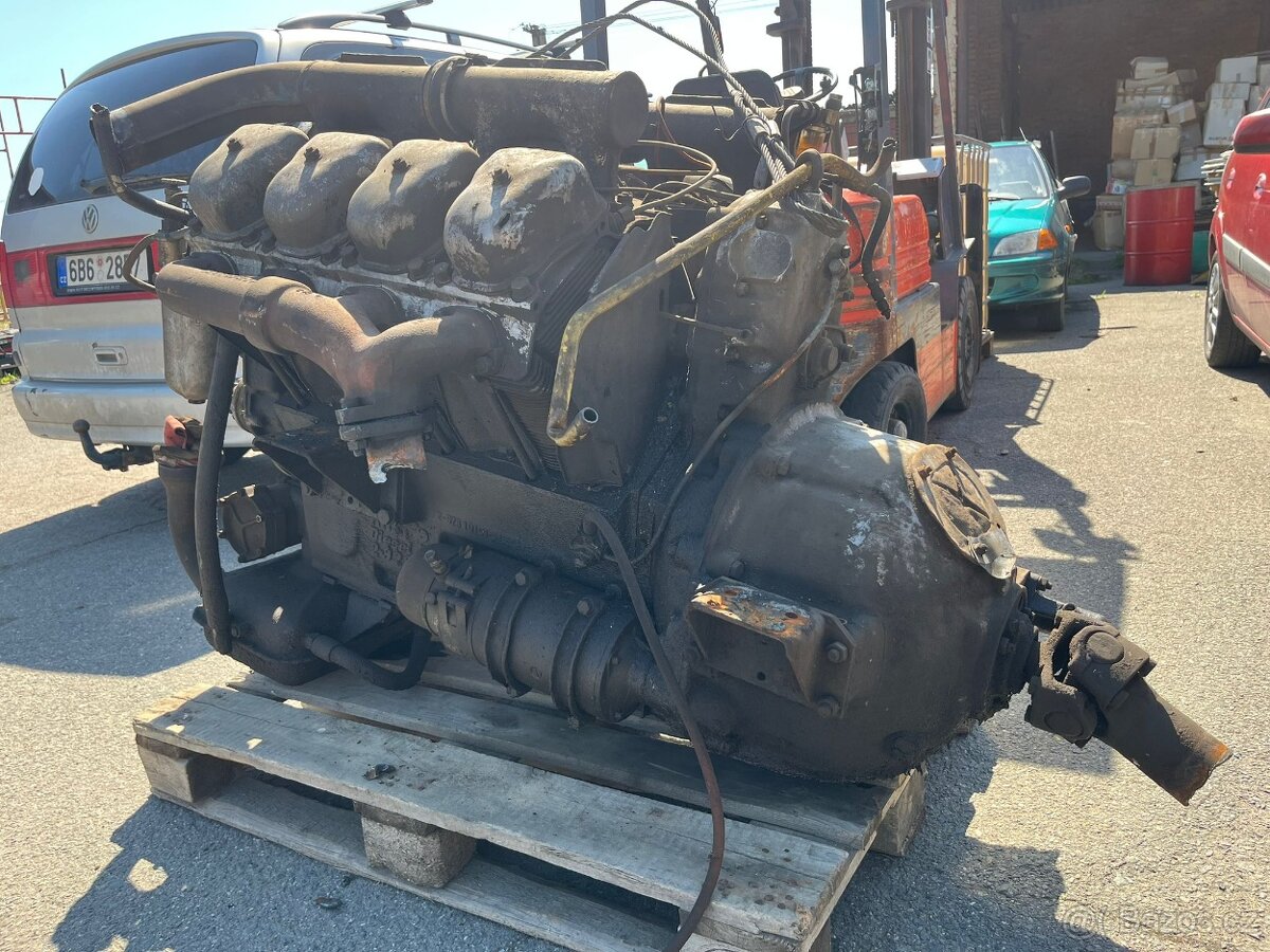 Motor Tatra T148 - 4