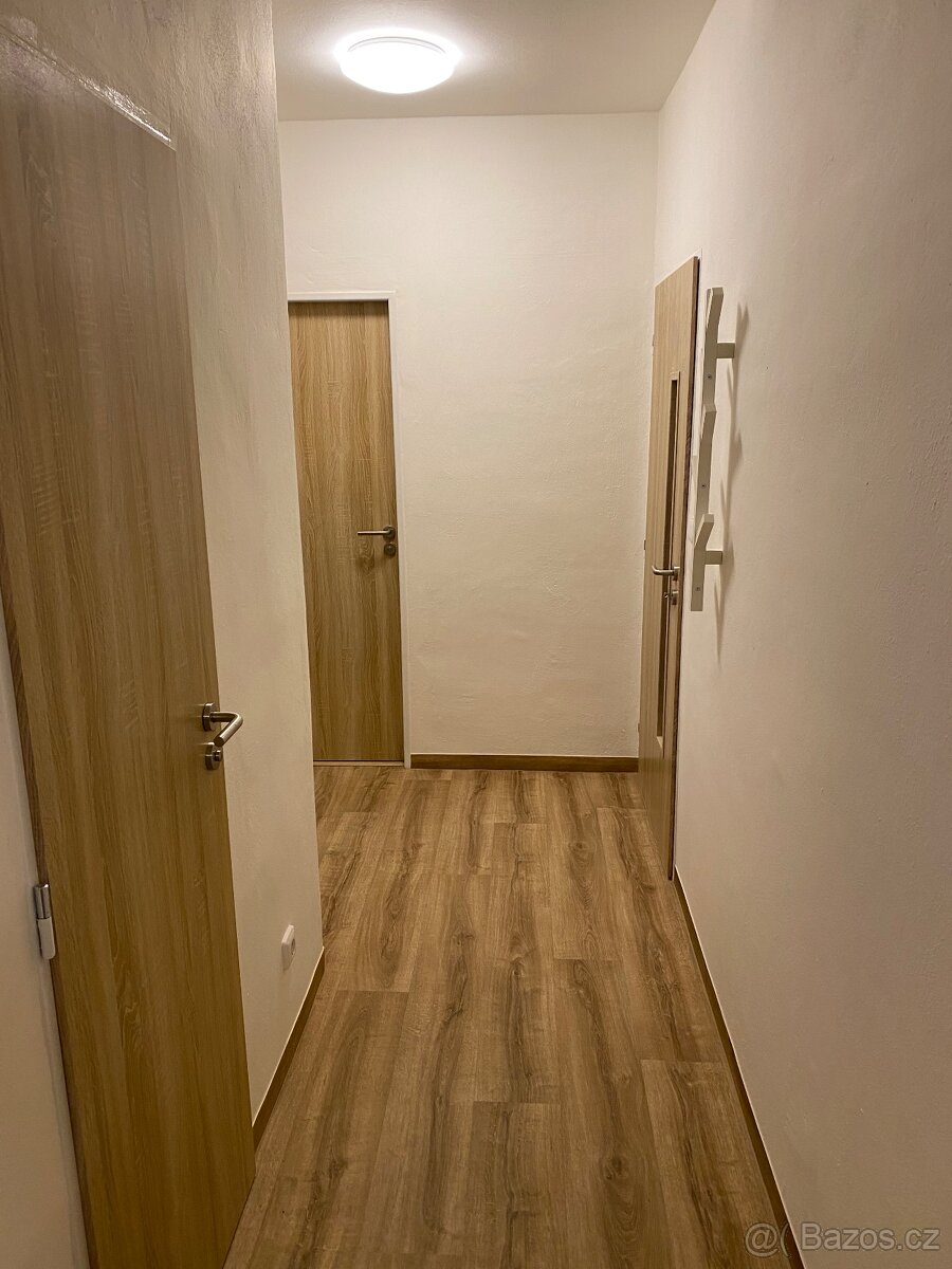 Byt 1+1 v centru Kroměříže - 4
