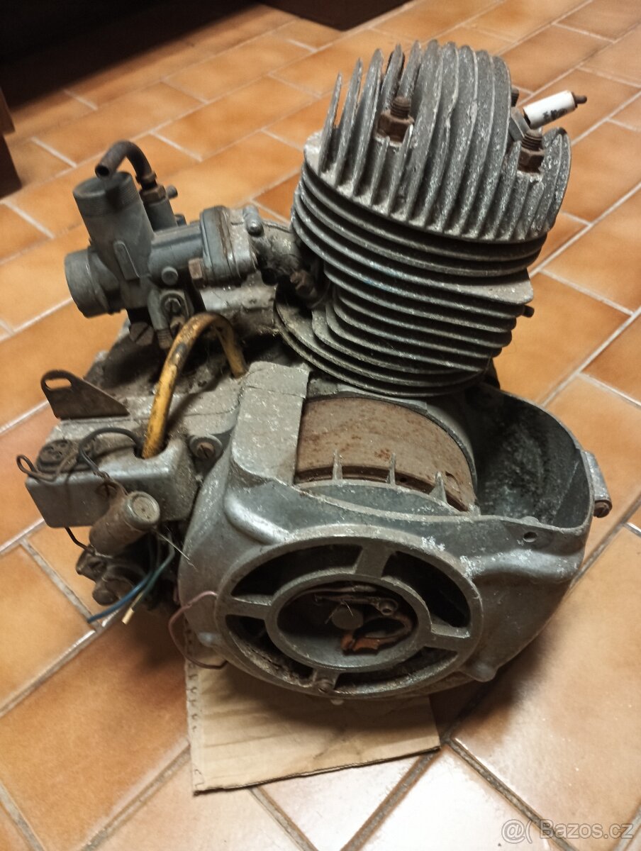 Motor Tatran 125 - 4