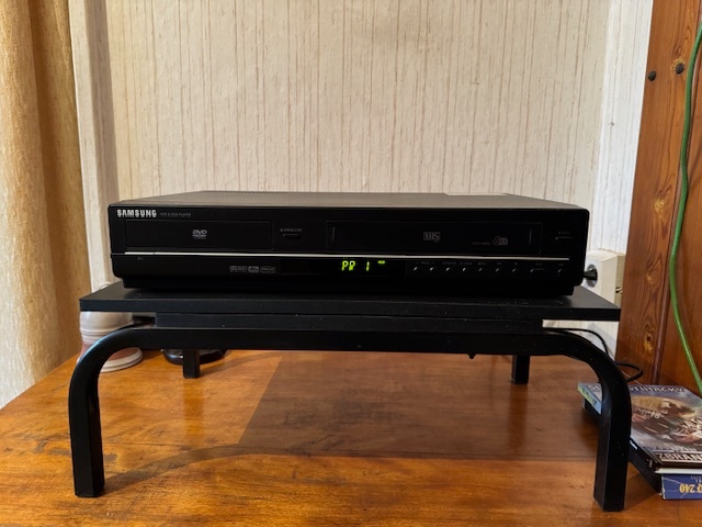 Videorekordér + DVD kombo Samsung V6600 - 4