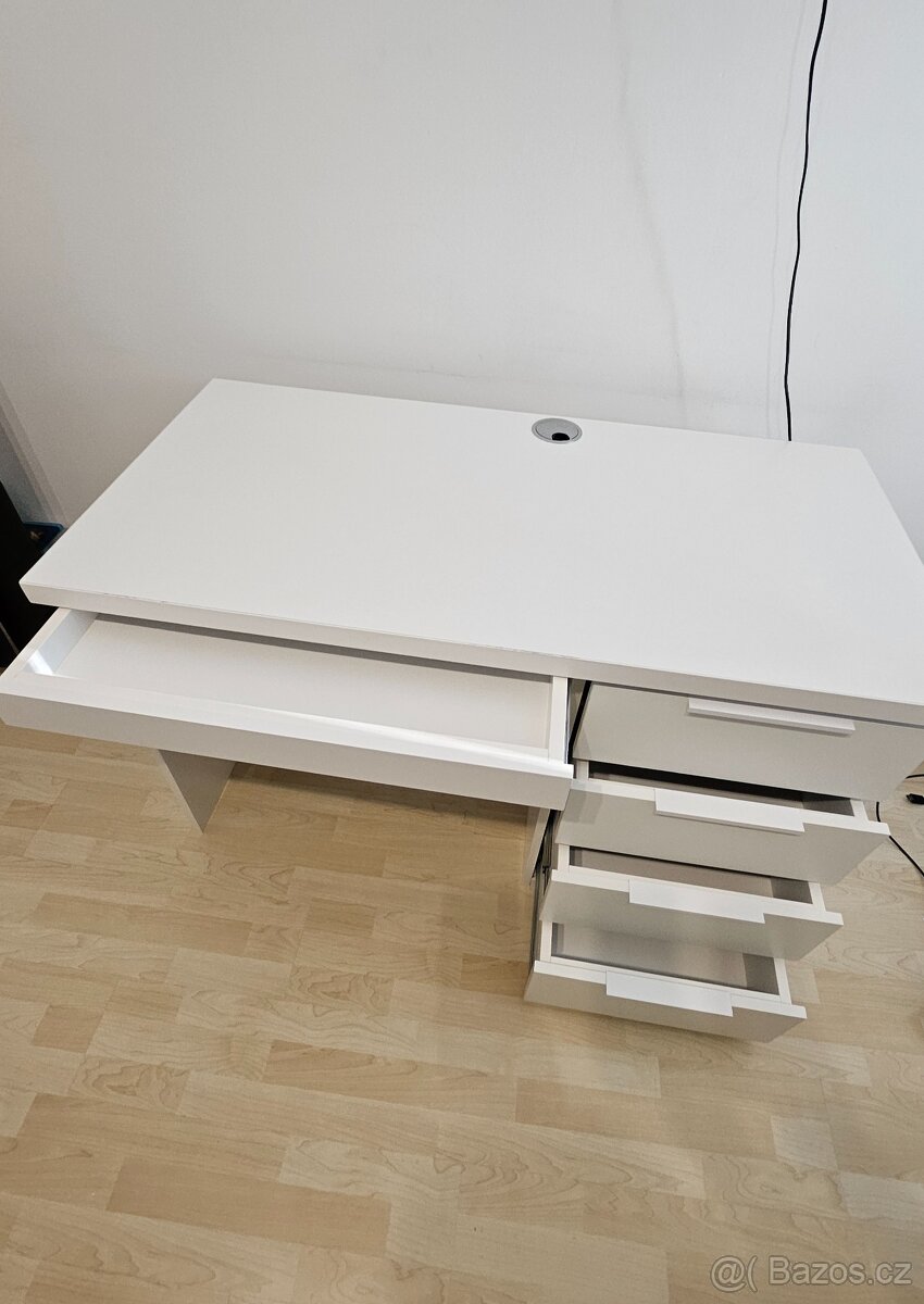 Psací stůl z bílého lamina, vyrobený na míru - 4