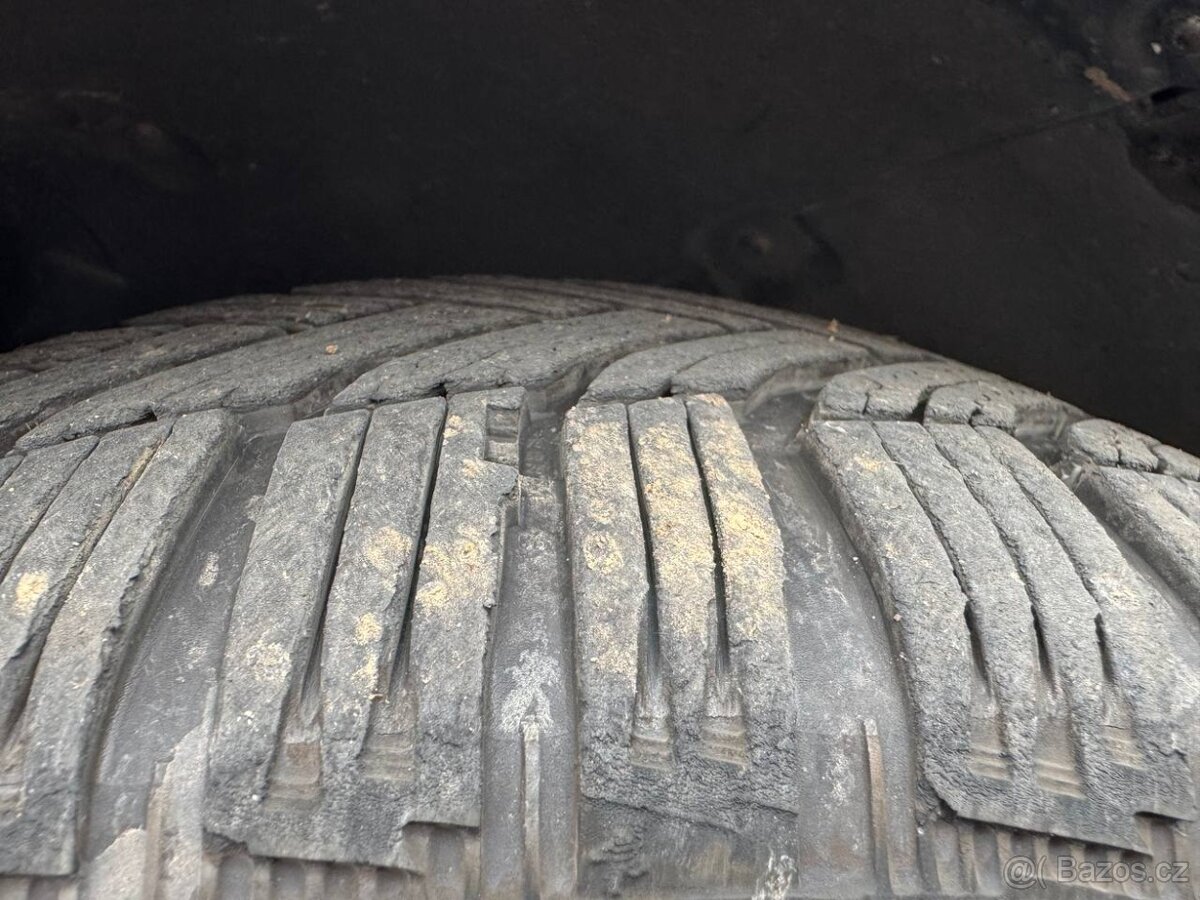 Audi A3 1.9TDI - NA NÁHRADNÍ DÍLY - 4