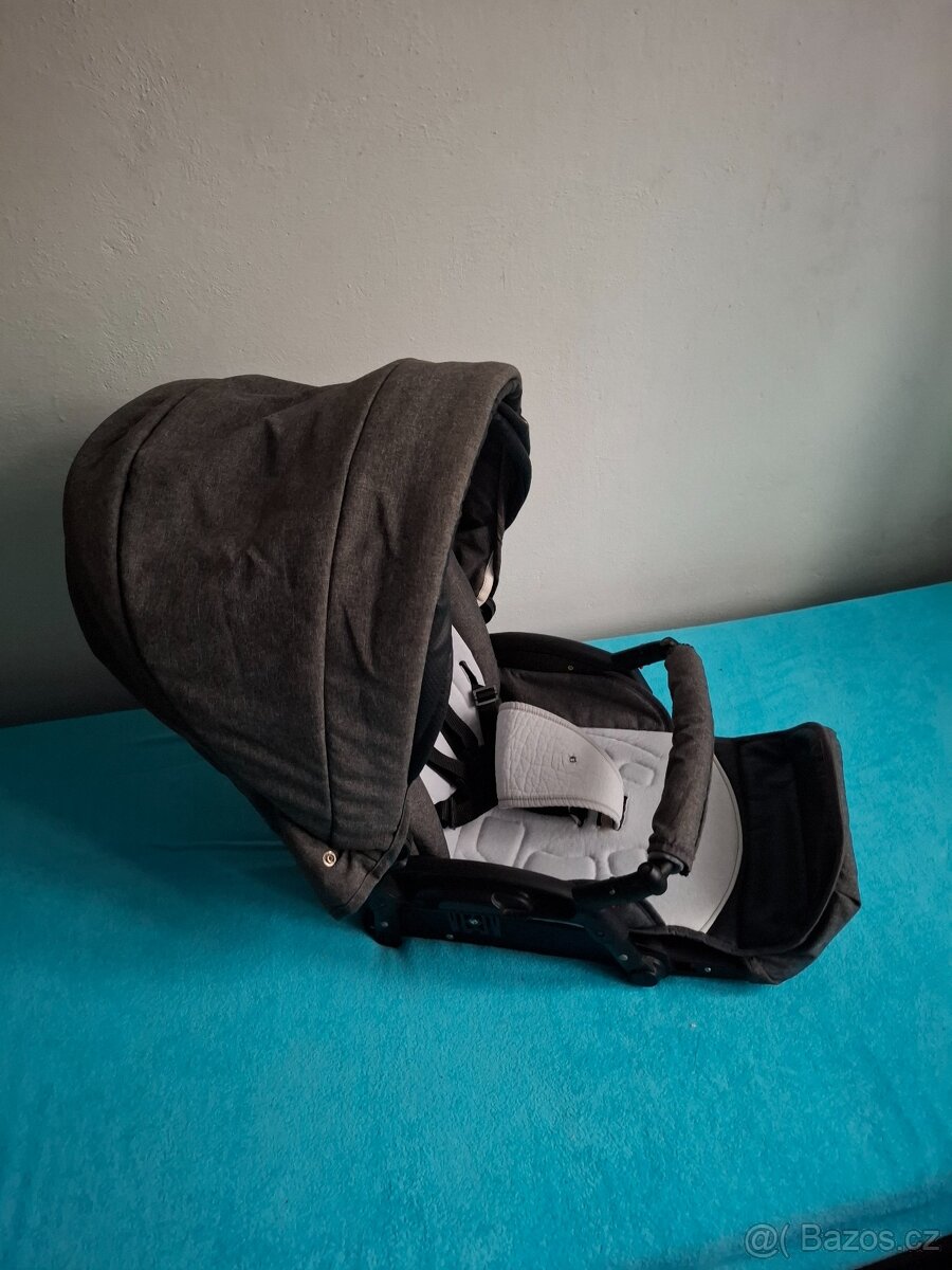 Kočárek 2v1 carera - 4