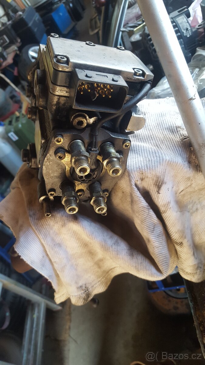 Naftové čerpadlo Ford - 4