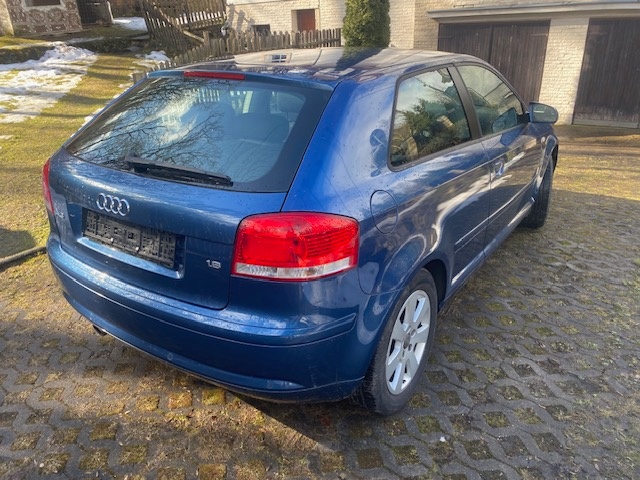 AUDI A3 1.6i comfort line AUTOMAT PRODÁNO - 4