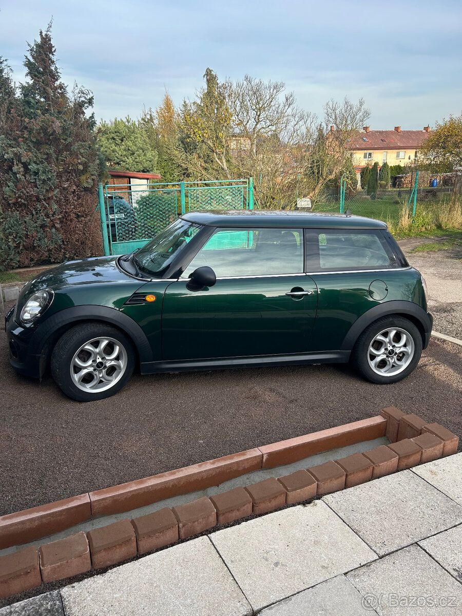 MINI COOPER ONE R56 - 4