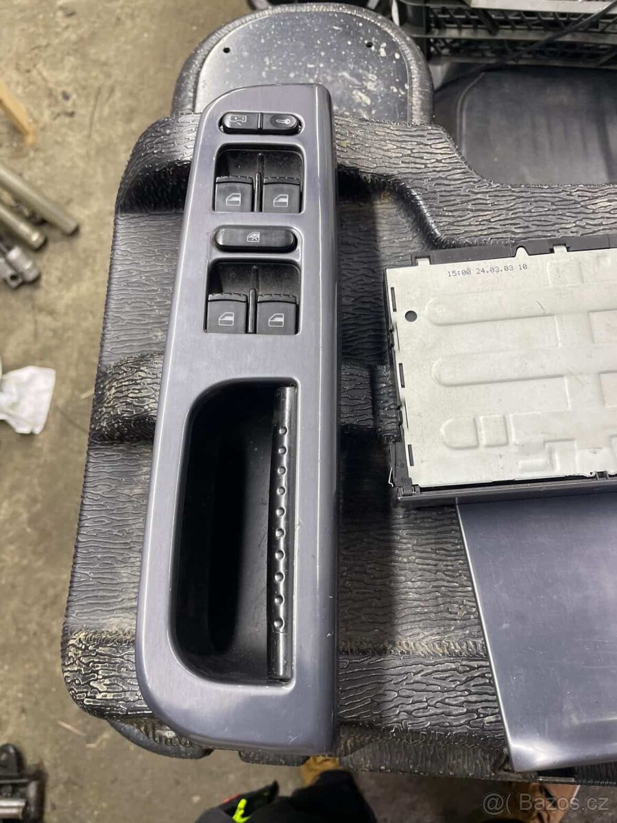 Golf 4 / Bora - pacific alu dekor - modrý - 4