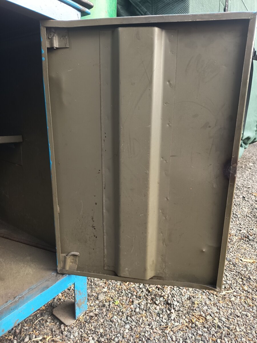 Robustní dílenský ponk - 4