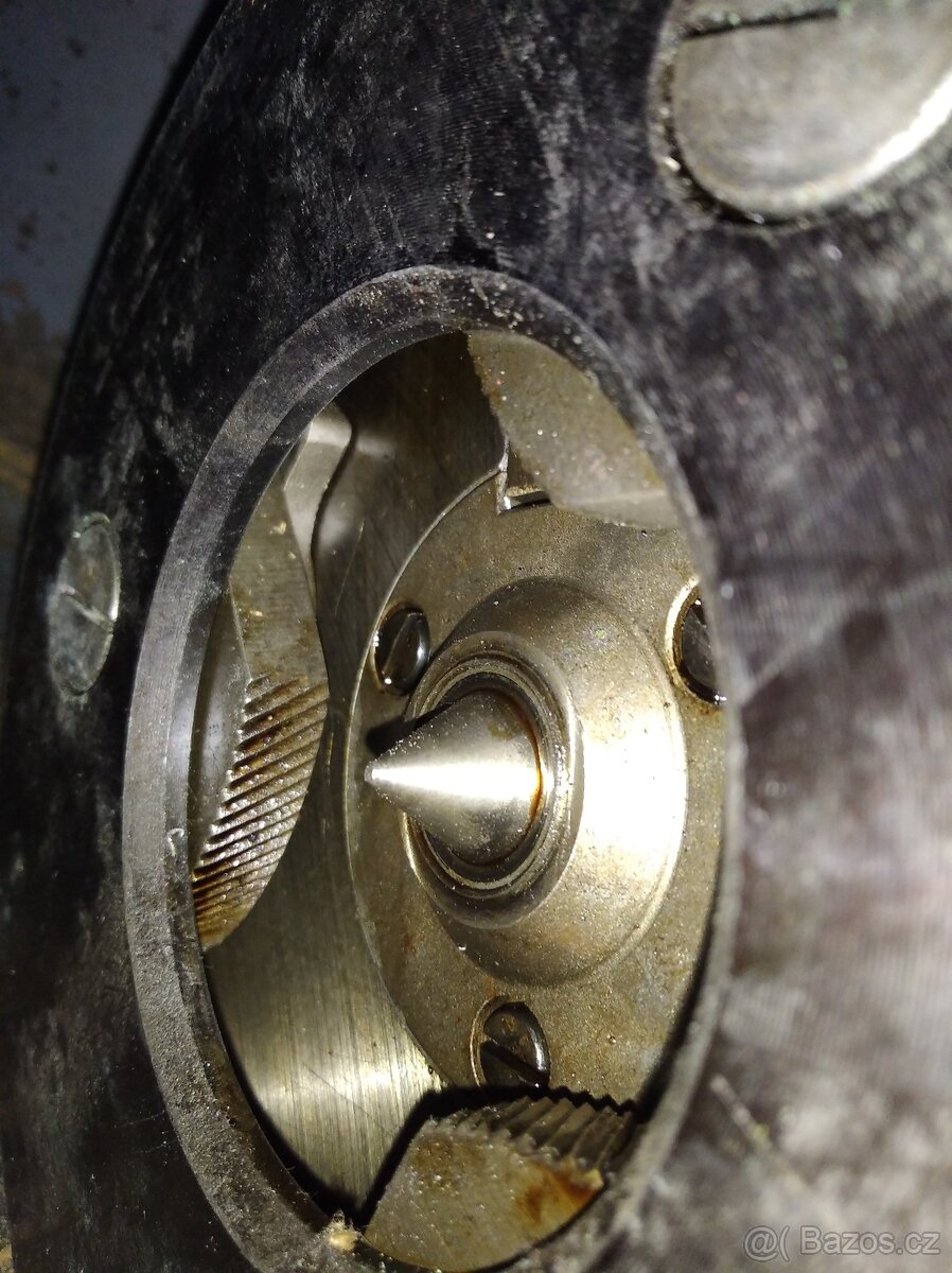 Unašeč tyčového materiálu - 4