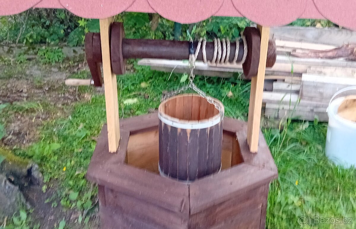 Dekorace Studna/Rumpál - 4