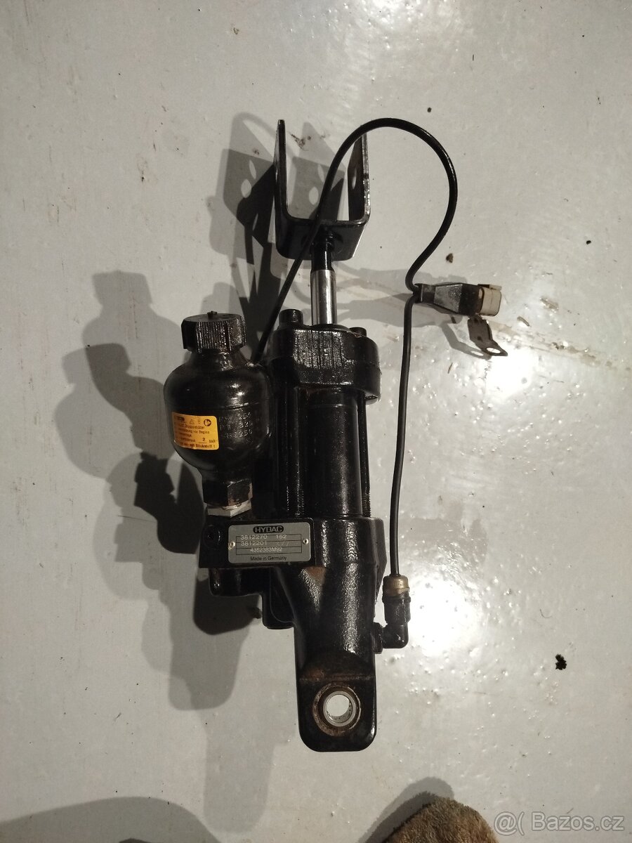 Odpružení kabiny - 4