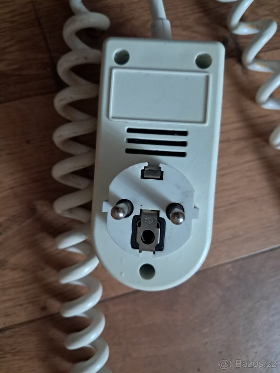 Topný elektrický ohřívač 700 W - 4