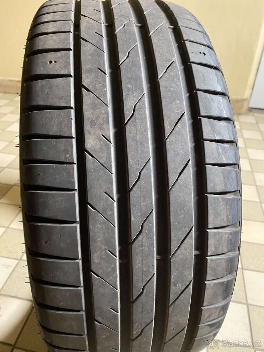 Hankook 235/40 ZR18 95Y - 4