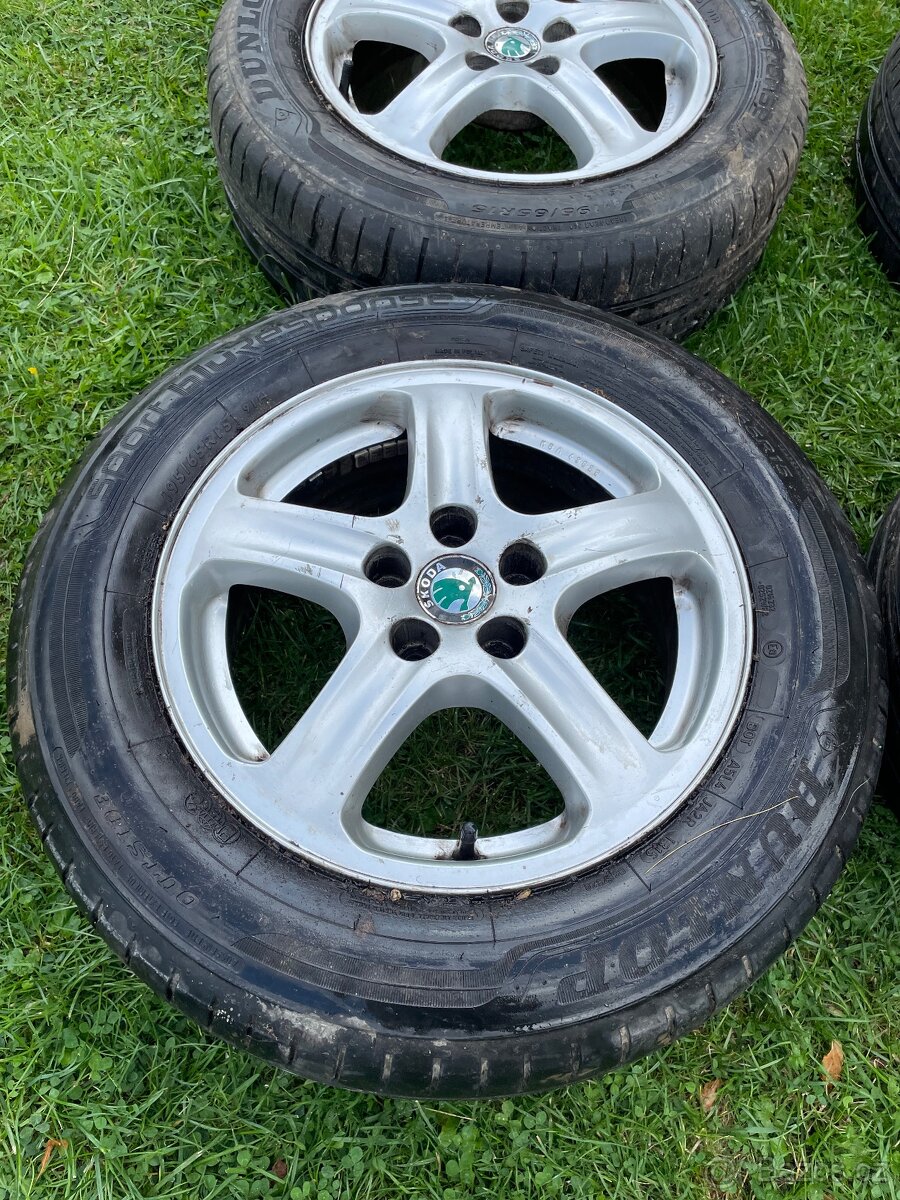 Alu kola r15 octavia 1 - 4