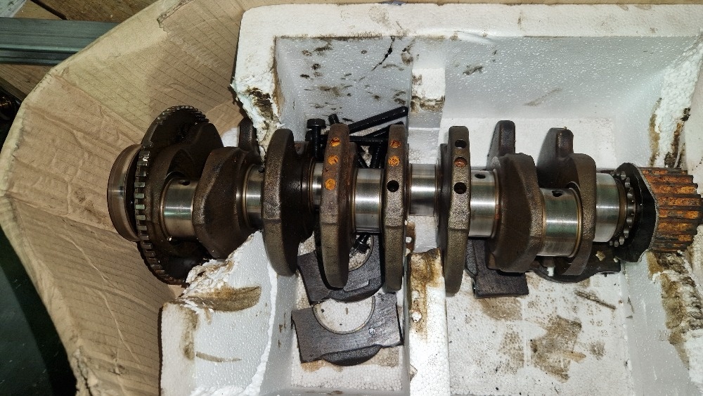 vw skoda kliková hřídel 1,6 TDi 1,9TDi 2,0TDi , 5V T5 2,5TDi - 4