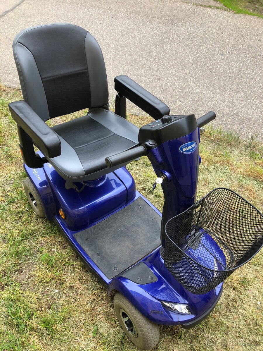 Elektrický skútr čtyrkolka Leo v dobrém stavu - 4