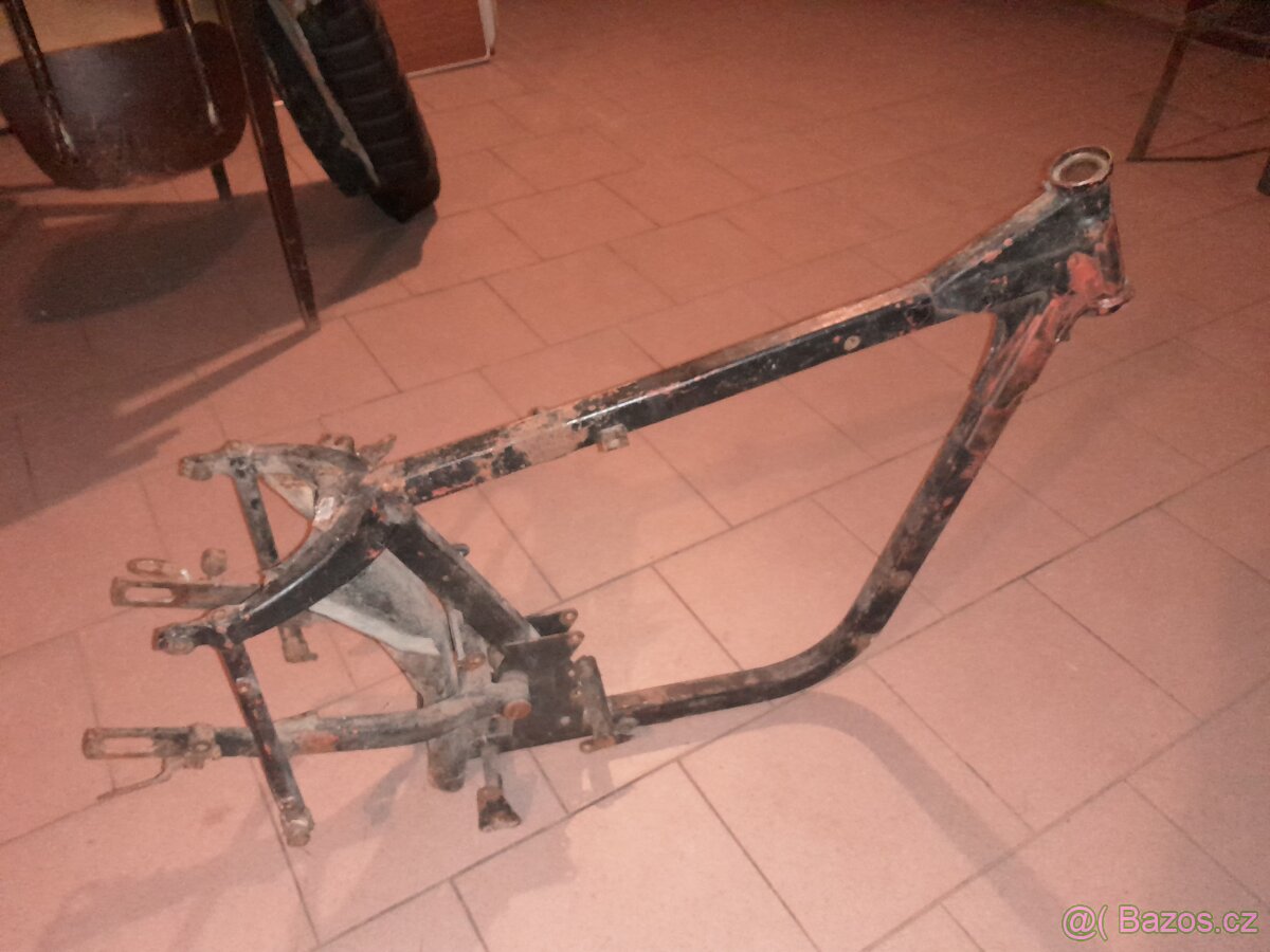 Jawa 250 350 panelka - neohnutý, ale opravy nutné - 4