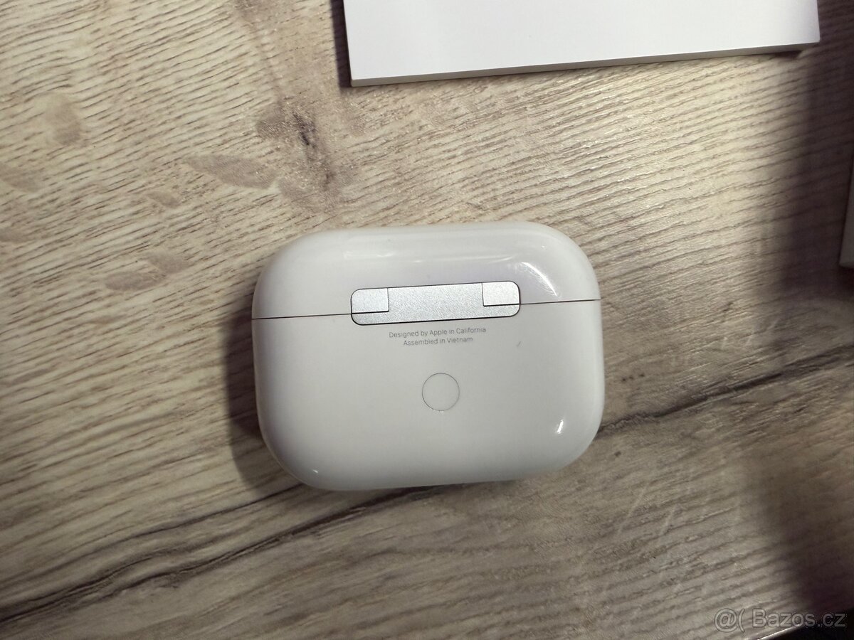 Apple AirPods Pro (1.gen) - 4