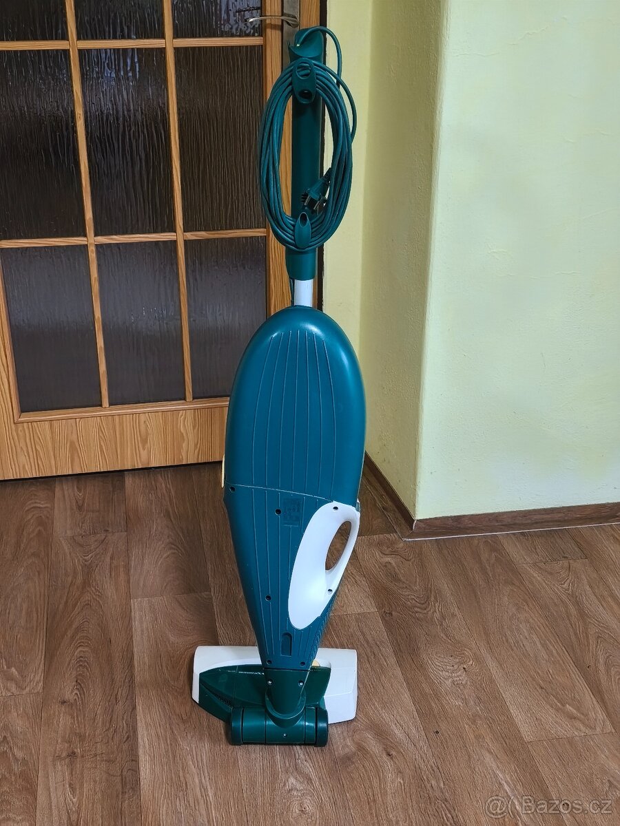 Prodám Vysavač VORWERK KOBOLD 136 s elektronickou klepaci hl - 4