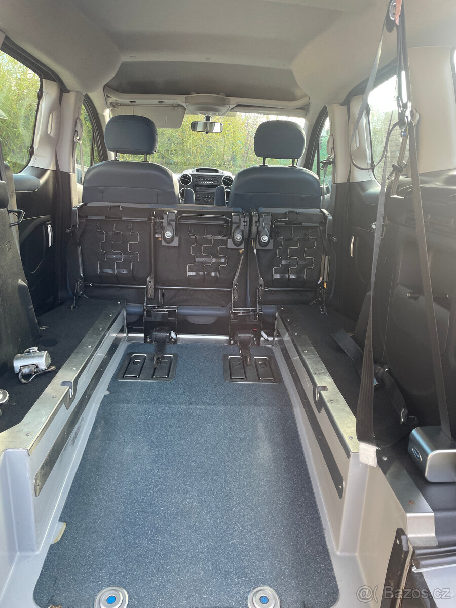 Citroën Berlingo: pro převoz vozíčkáře - 4