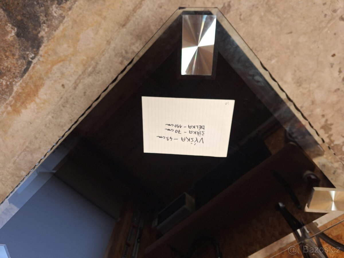 Konferenční stolek - 4