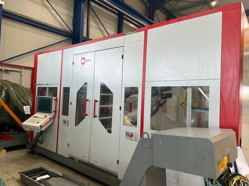 Obráběcí centra - pětiosá C 42 U - 4