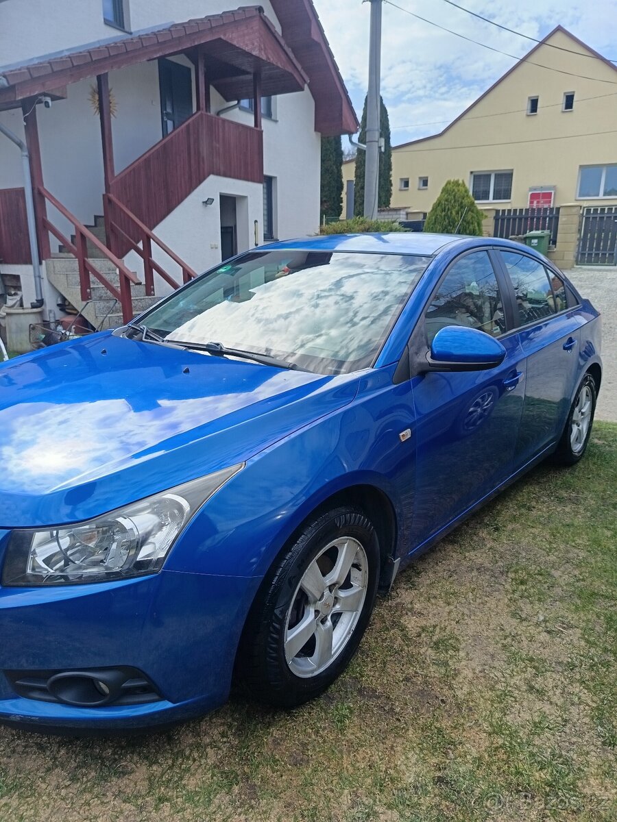 Chevrolet cruze 1,6 - 4