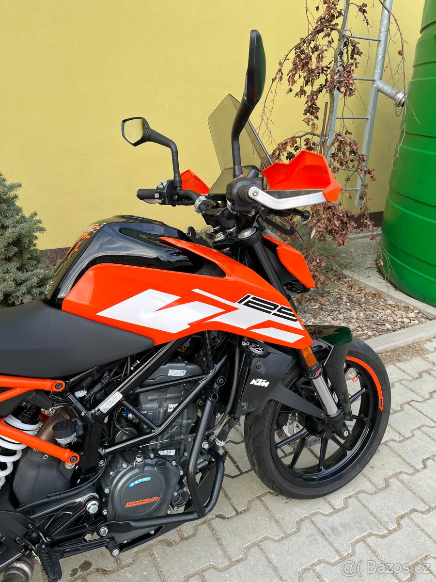 KTM 125 Duke - 4