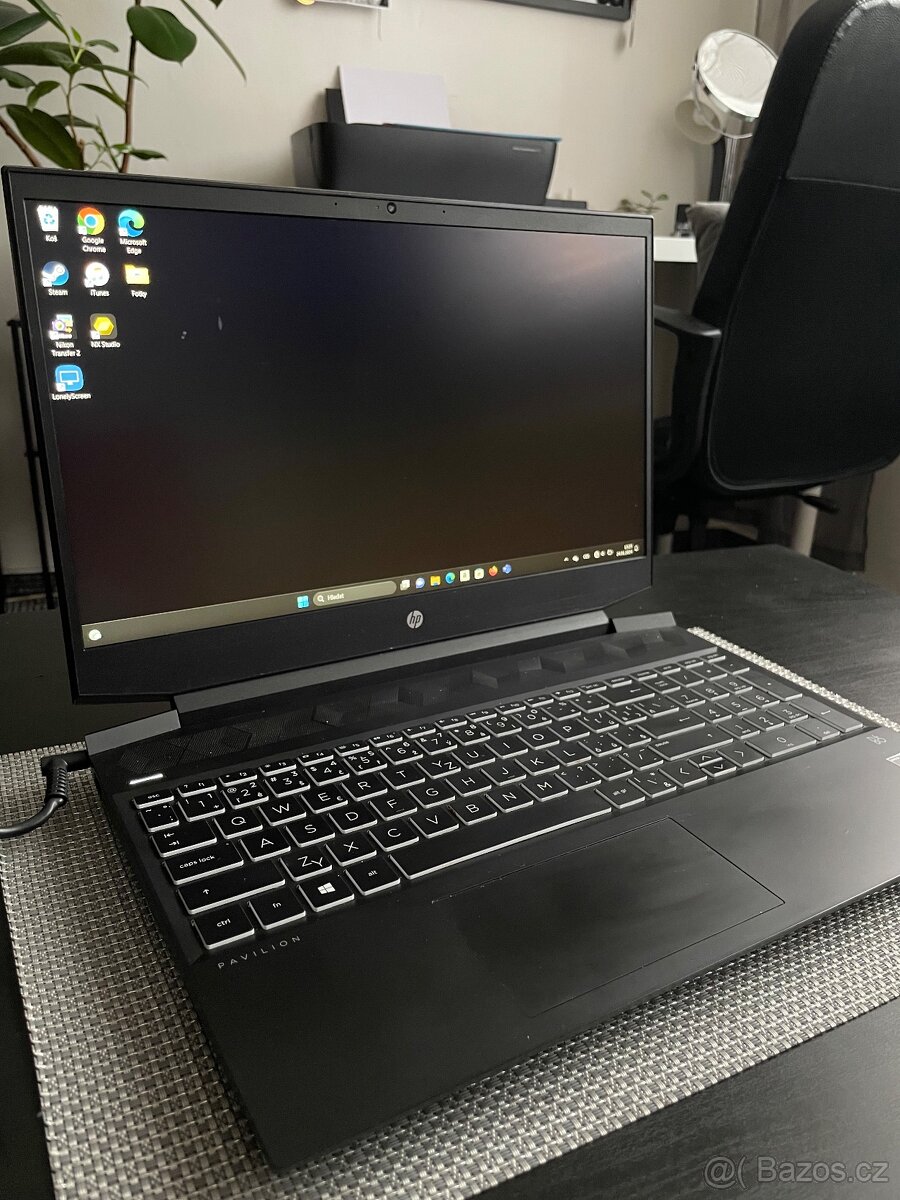 HP Pavilion Gaming 15 Shadow - 4