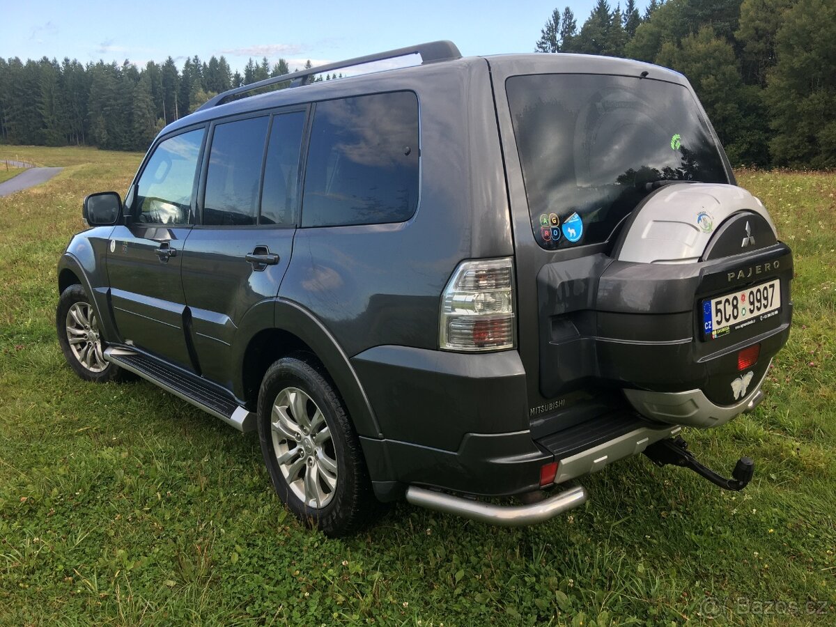 Mitsubishi Pajero V80 3.2 DiD, 7 míst, odpočet DPH