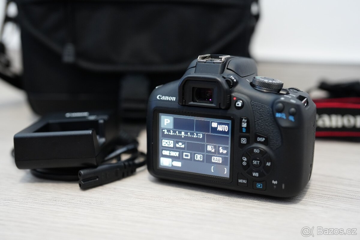 Canon EOS 2000D + 18-55mm - 4