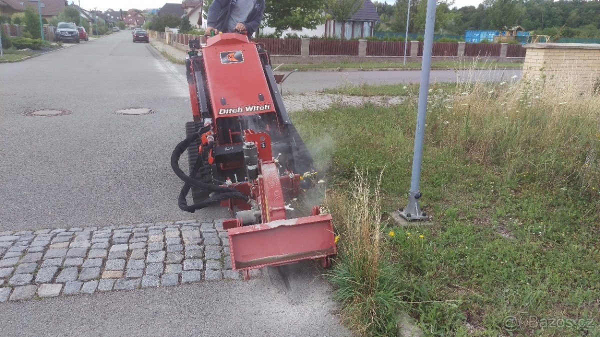 Mikrorýhovač Ditch Witch MT9 - Pila na asfalt a beton - 4