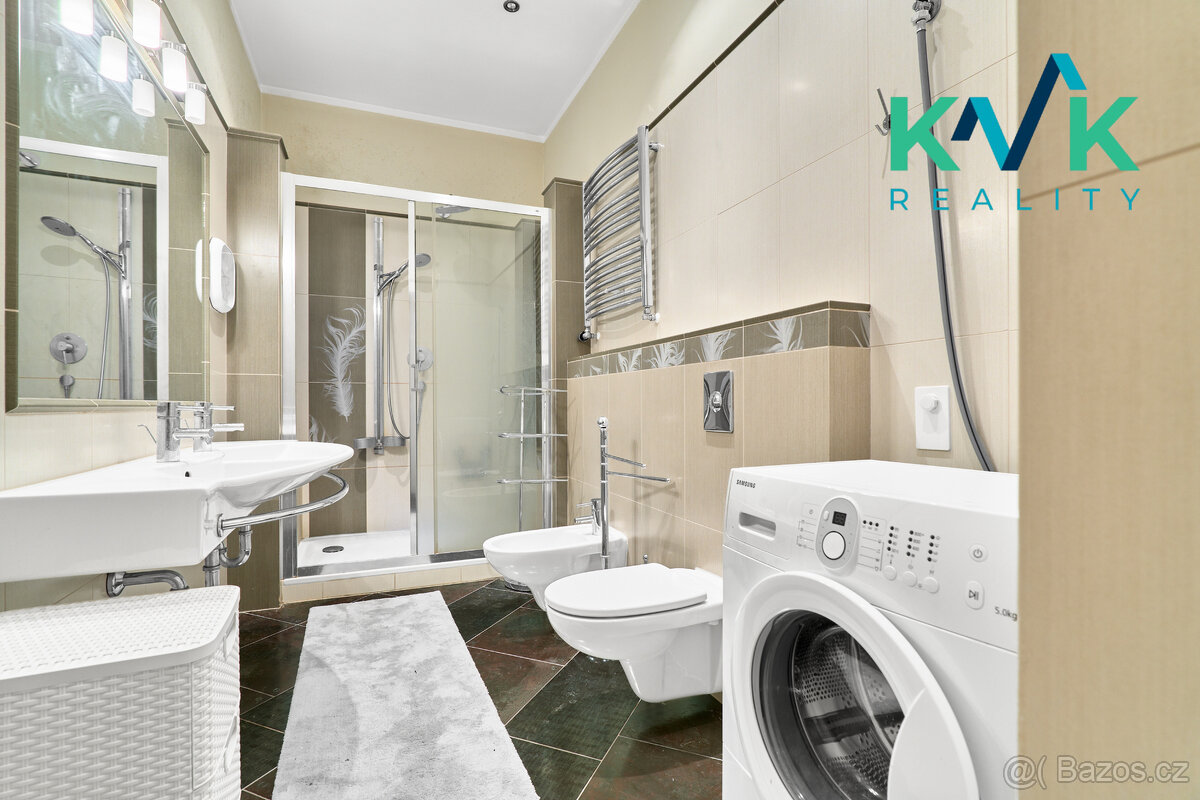 Prodej bytu 4+kk po rekonstrukci, balkon, 109 m², Karlovy Va - 4