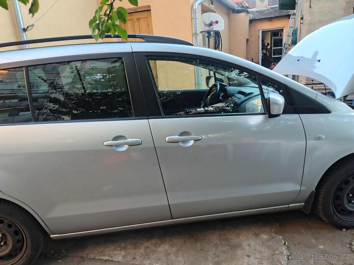 Mazda CR 7 míst tažné technická do 11.07.2027 - 4